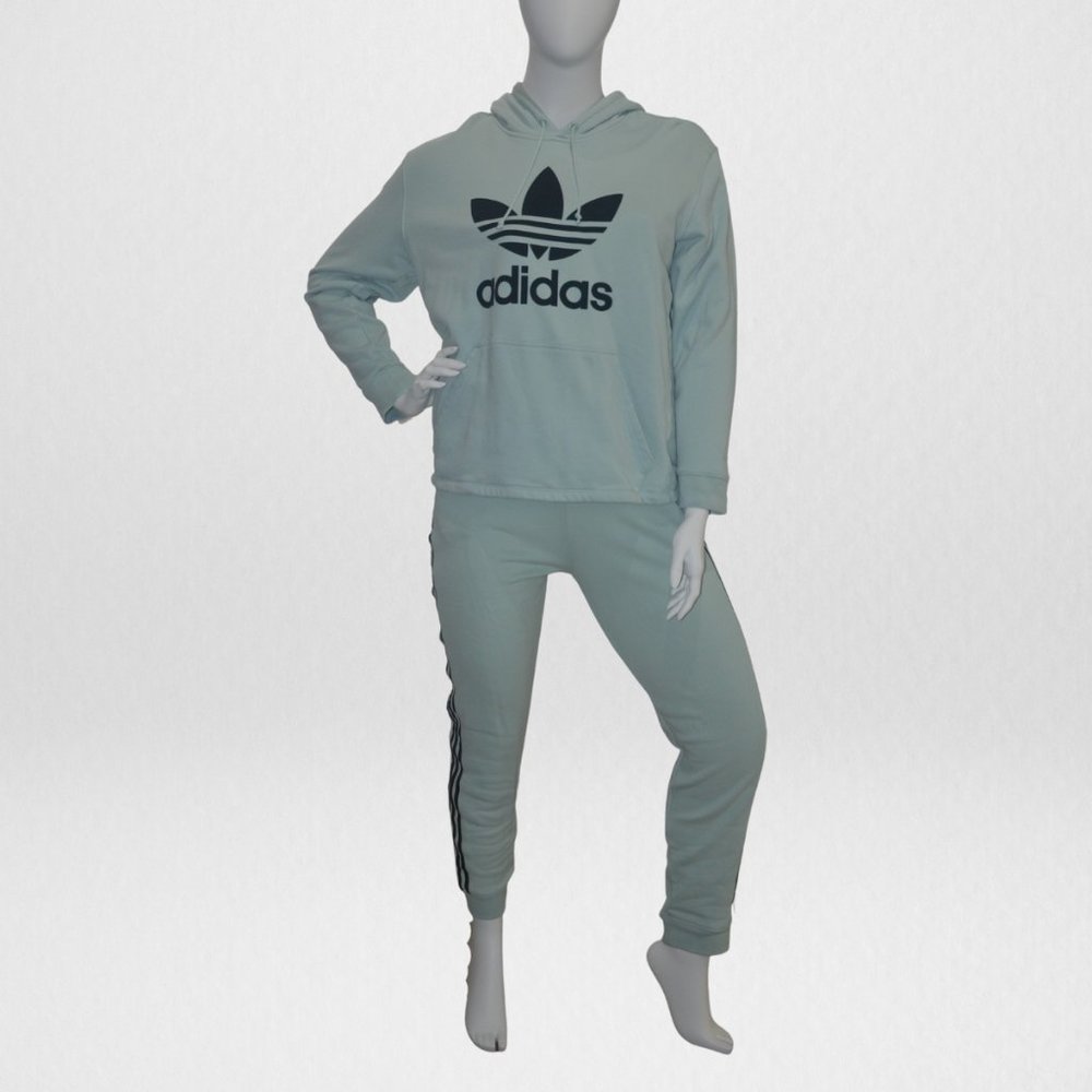 Adidas Sweatsuit